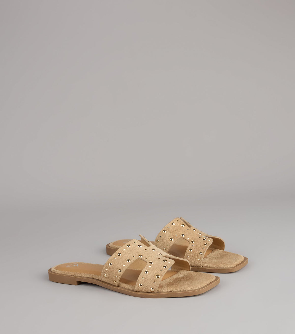 Weekend Style Studded Slide Sandals